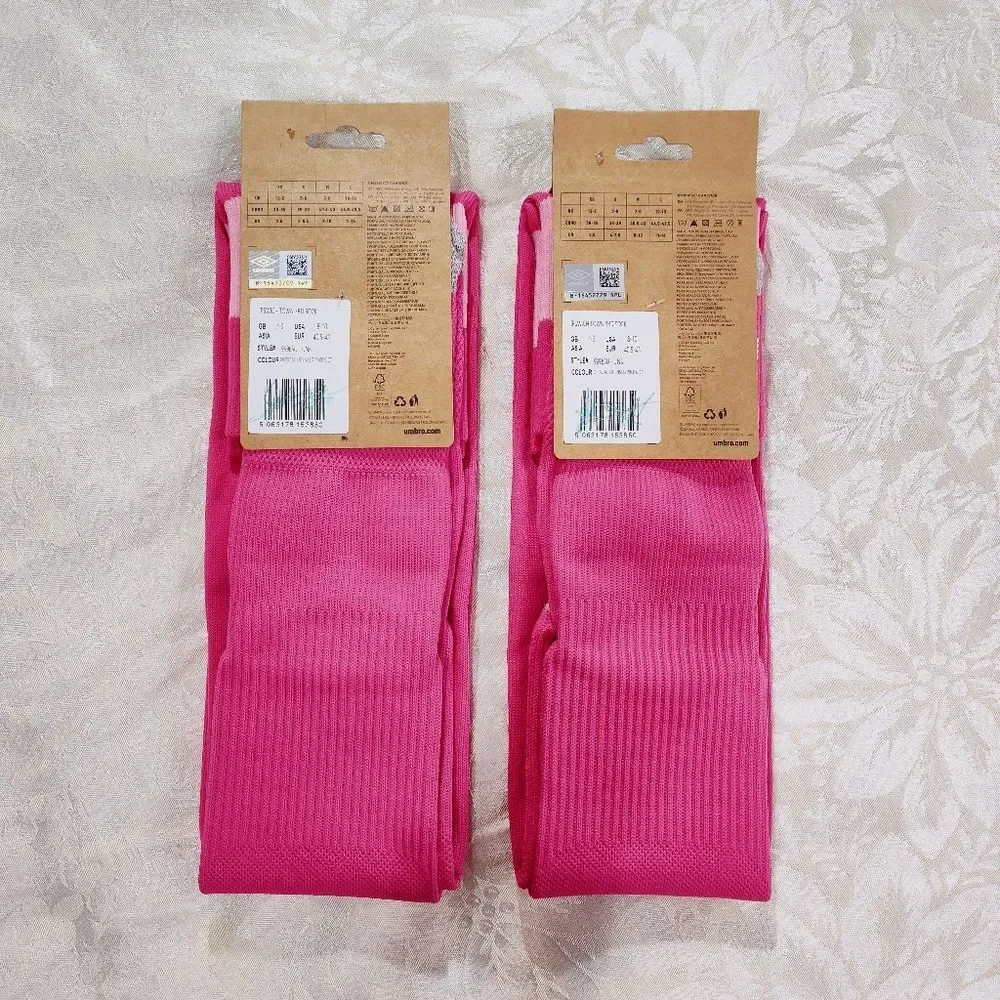 NEW 2 Pairs of Umbro Bright Pink Football Socks 8-10 Unisex Over Calf